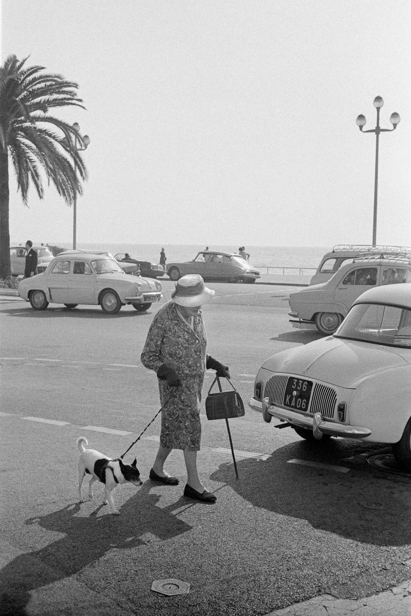 FRANCE. Nice. The prominade. 1964.