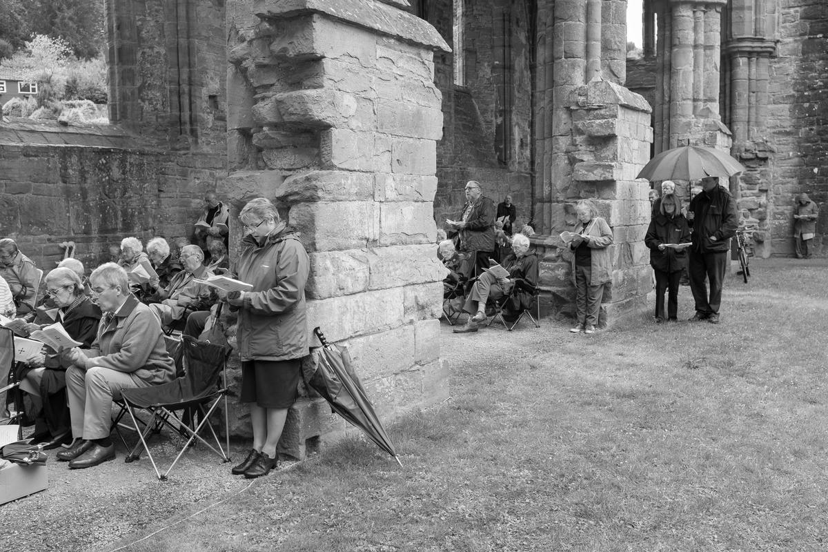 GB. WALES. Tintern. Sung Vespers at Tintern Abbey. An ecumenical celebration of Evening Prayer. Organised by Friends of Our Lady of Tintern. 2013.