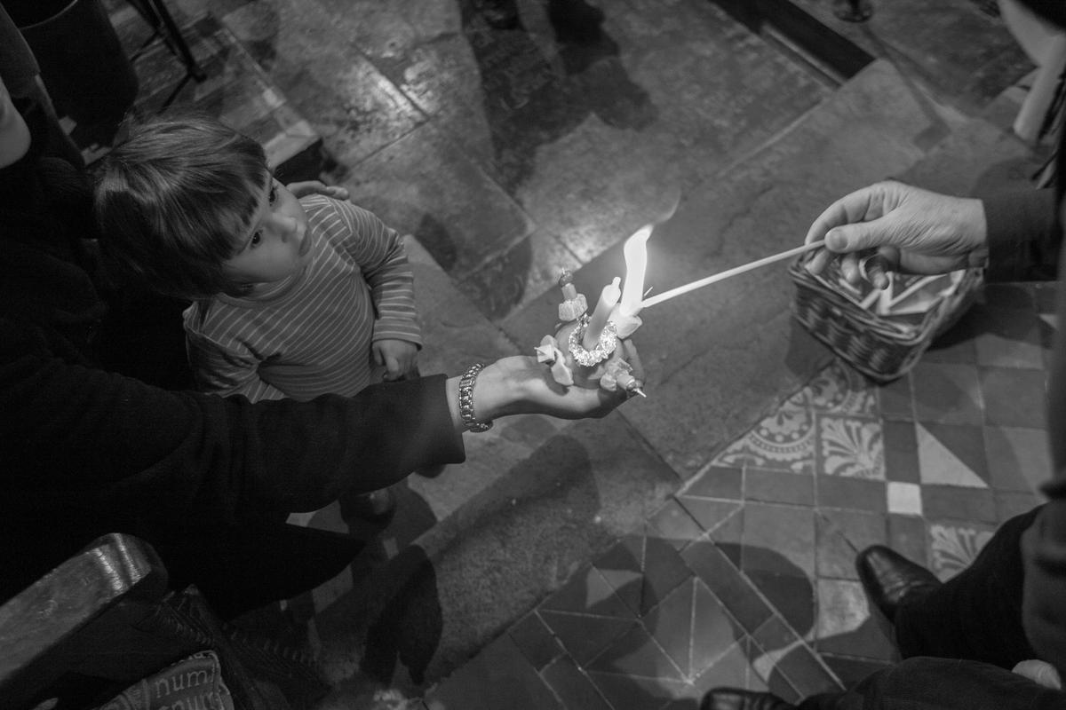 GB. WALES. Tintern. Christingle Service in St Michael's church 2012.