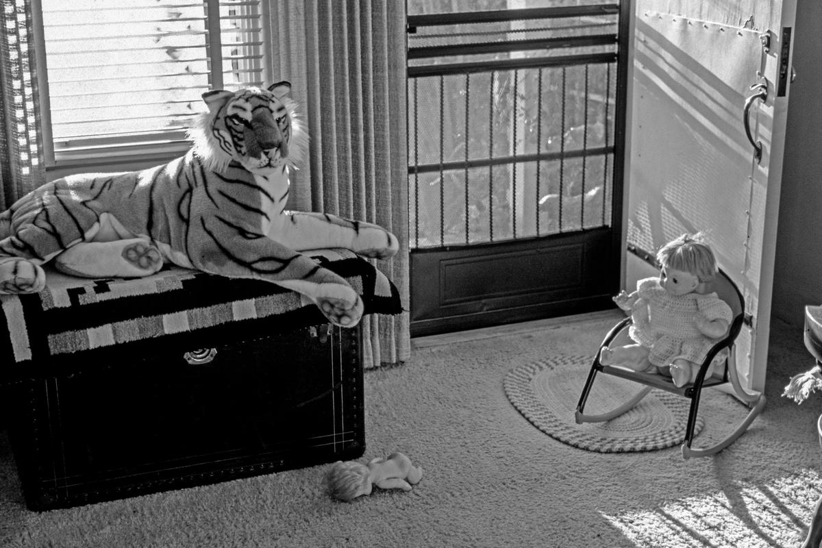 USA. ARIZONA. Tempe. Surreal interior of flat. 1992.