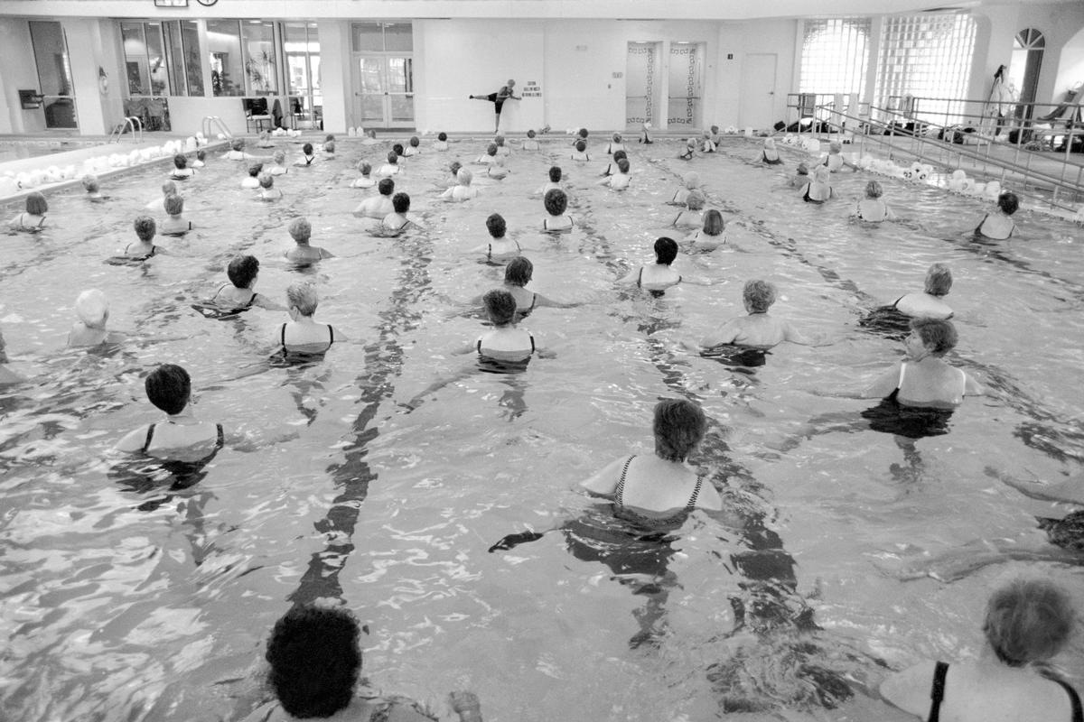 USA. ARIZONA. Pool Exercise.   A positive aspect of American seniors is their realisation that the correct exercise is not only useful to prolong active life but is also fun. The Palm Ridge Recreation Centre Deer Valley Arizona is the latest in facilities. Persons aged 55 and above pay $500 for a years program. Many members are over eighty years of age. The water aerobics class - three times a week never has less than eighty members. 1997