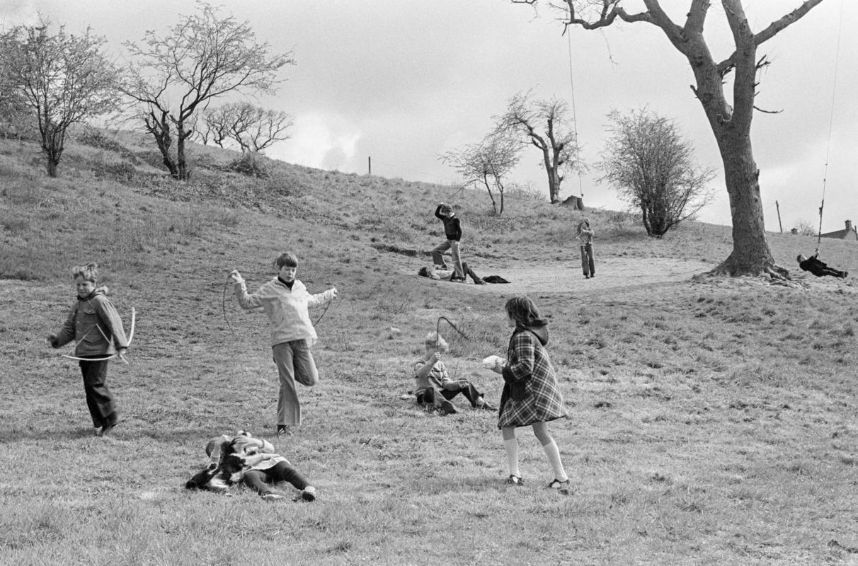 GB. WALES. Newport. Ringland Estate. 1977.