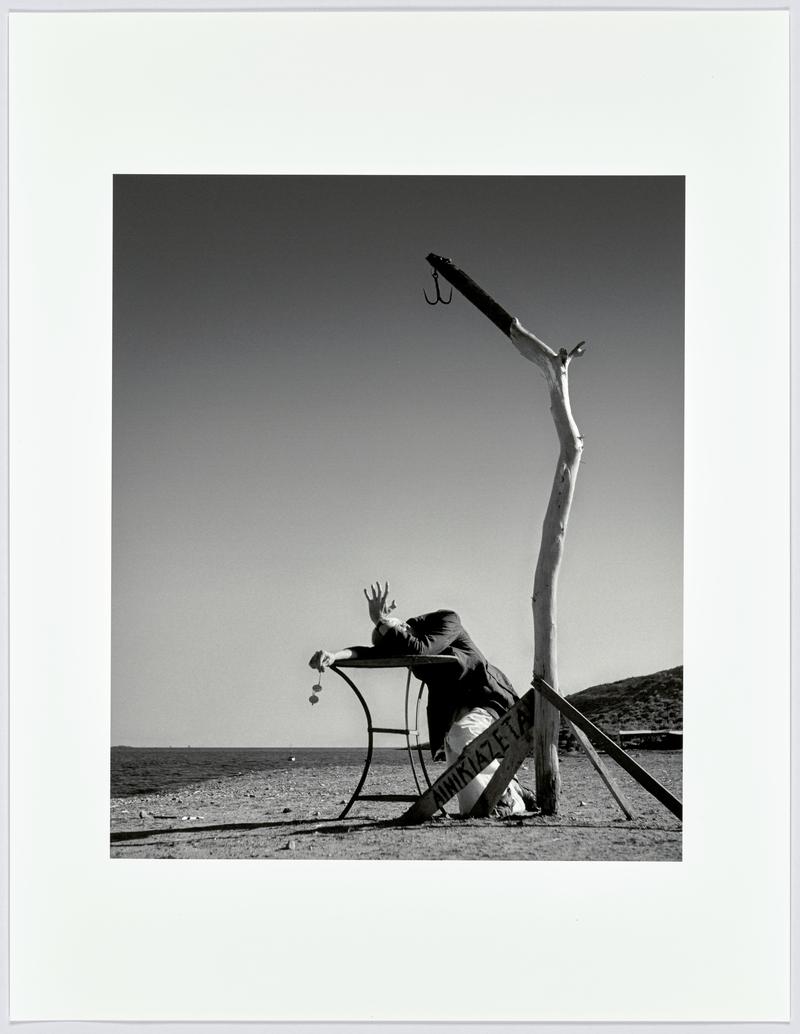 Mise en scene with George Hoyningen-Huene. Glifadha near Sounion. Attica, Greece