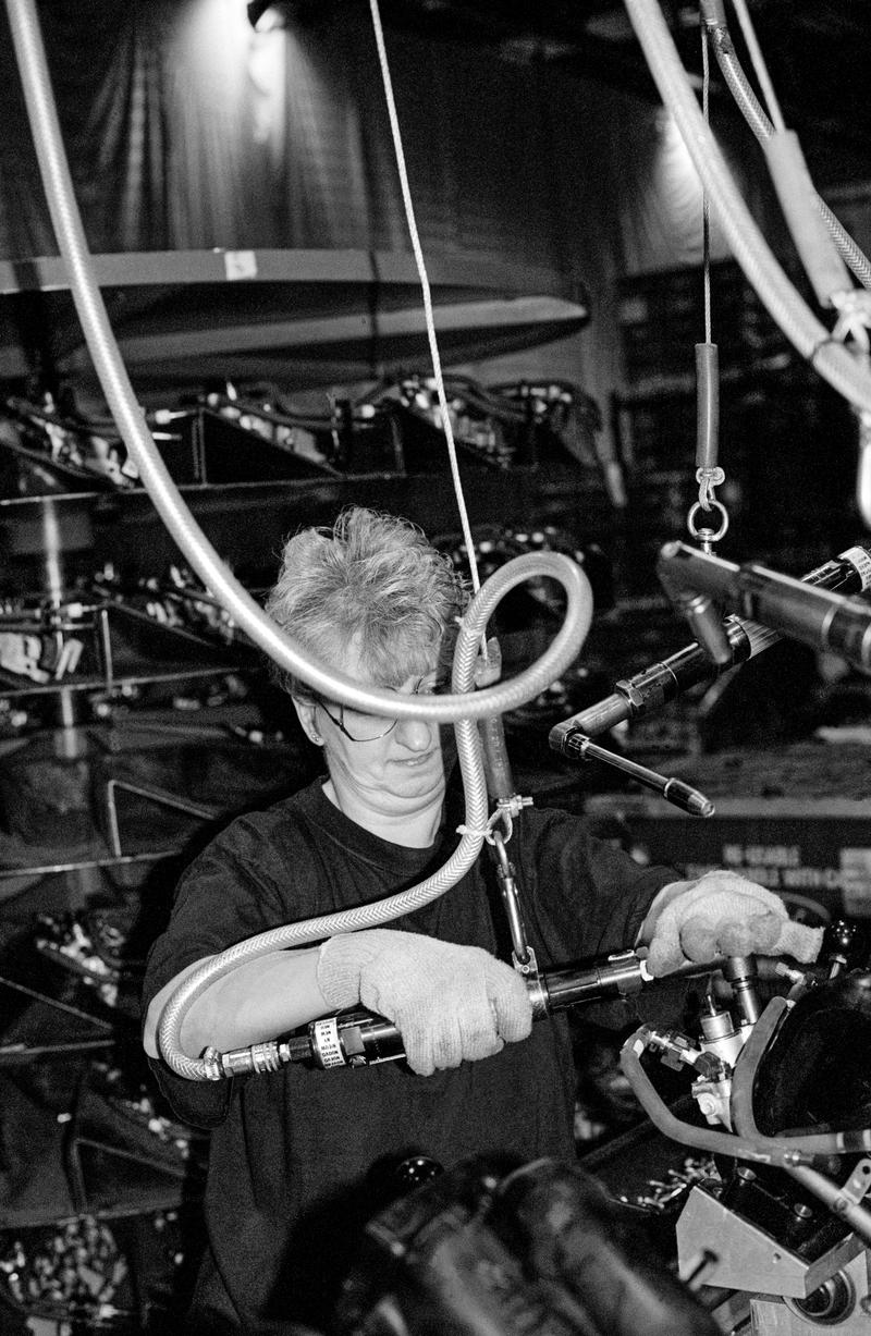 GB. WALES. Bridgend. The Ford engine plant. 1996.
