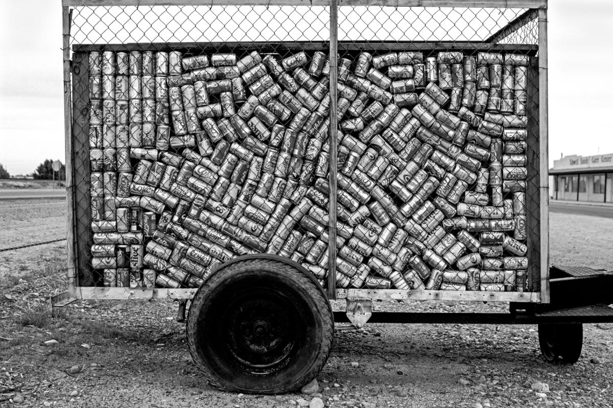 USA. ARIZONA. Peoria. Fizzy drinks, local conservation. 1992.