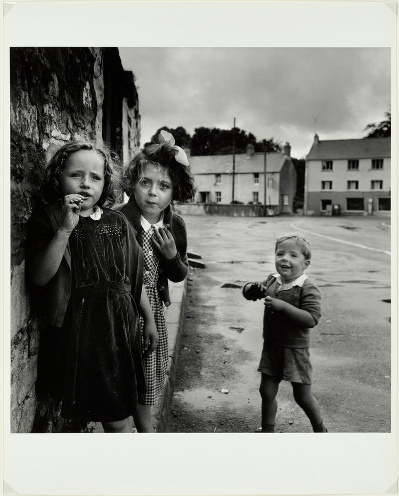 Children, Laugharne, 1952