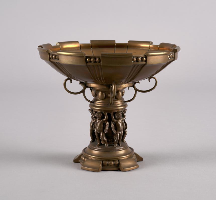 Standing bowl