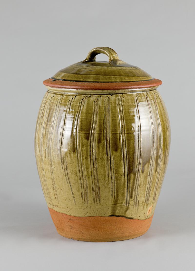 Covered jar