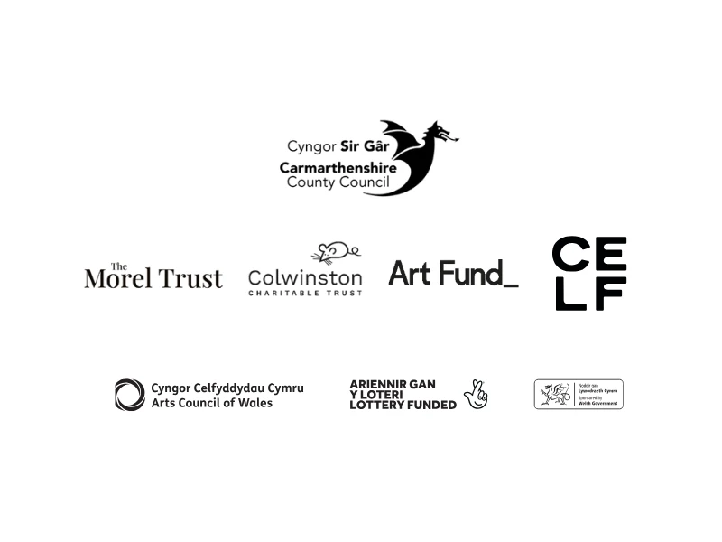 Logos ariannu Oriel Myrddin: Cyngor Sir Gâr, The Morel Trust, Colwinston, Art Fund, CELF, Cyngor Celfyddydau Cymru, Loteri Genedlaethol a Llywodraeth Cymru